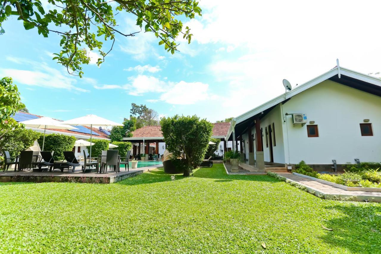 Swanee Grand Hotell Negombo Eksteriør bilde