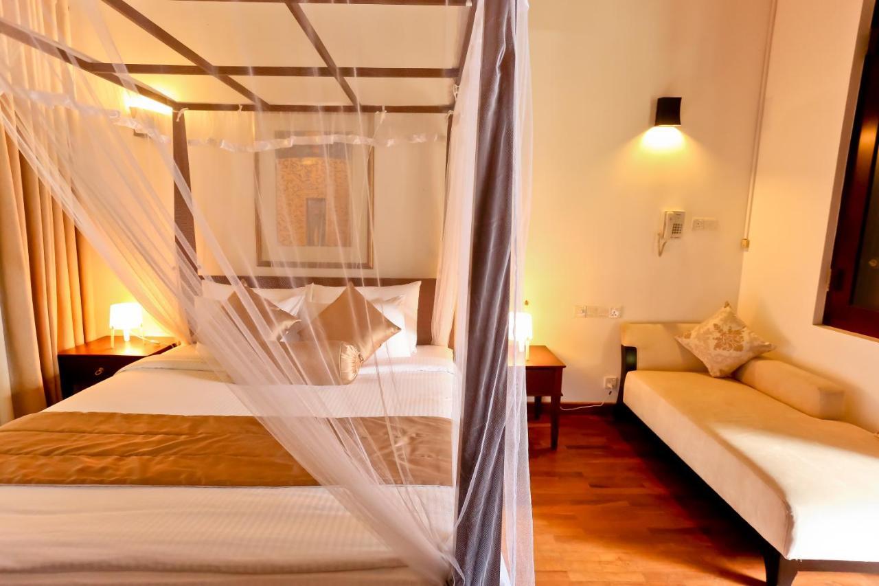 Swanee Grand Hotell Negombo Eksteriør bilde