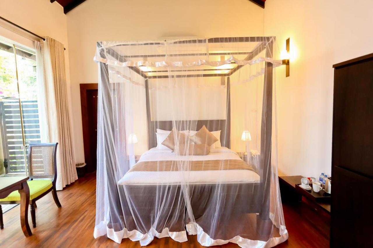 Swanee Grand Hotell Negombo Eksteriør bilde